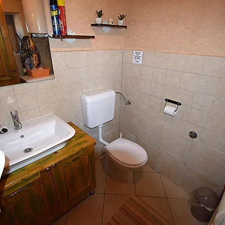 In Mit Privatem Pool By Interhome Дом отдыха *