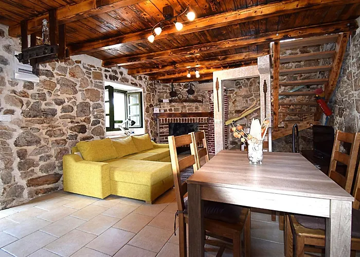 Prázdninový dům In Mit Privatem Pool By Interhome